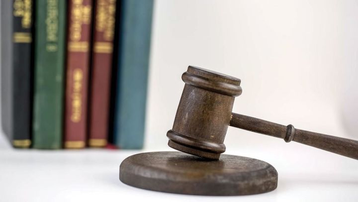 "Als er een incident plaatsvindt en je de dader wilt vinden, kijk dan wie er baat heeft bij de uitkomst van het incident".